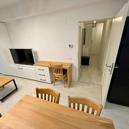 Gorgeous Downtown By Managr Apartmán Brašov